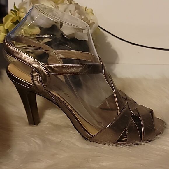 Audrey Brooke Metallic Look Heeled Shoes Size  6M - Picture 3 of 8